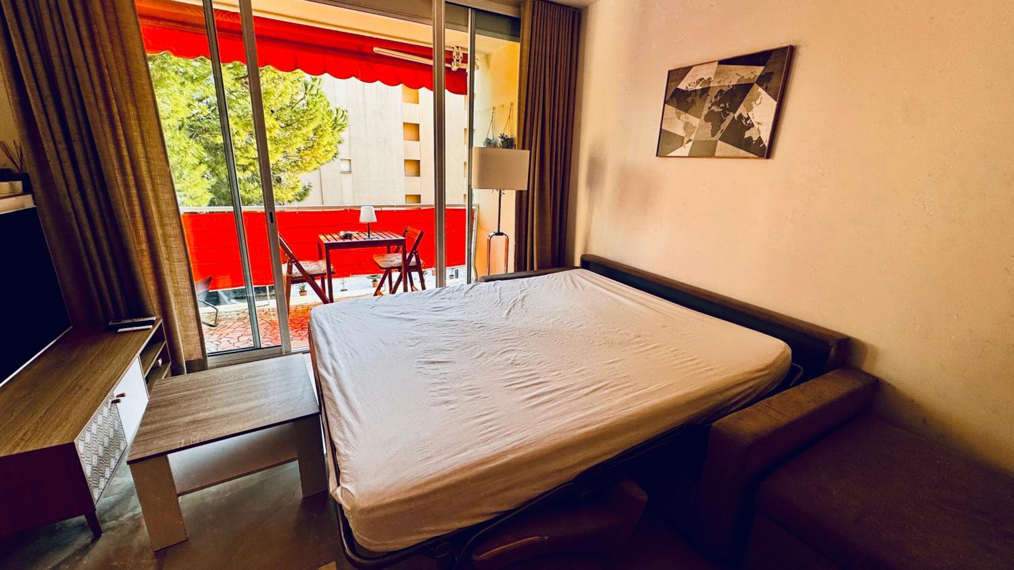 Apartment Climatise 600m De La Cagnes-sur-Mer
